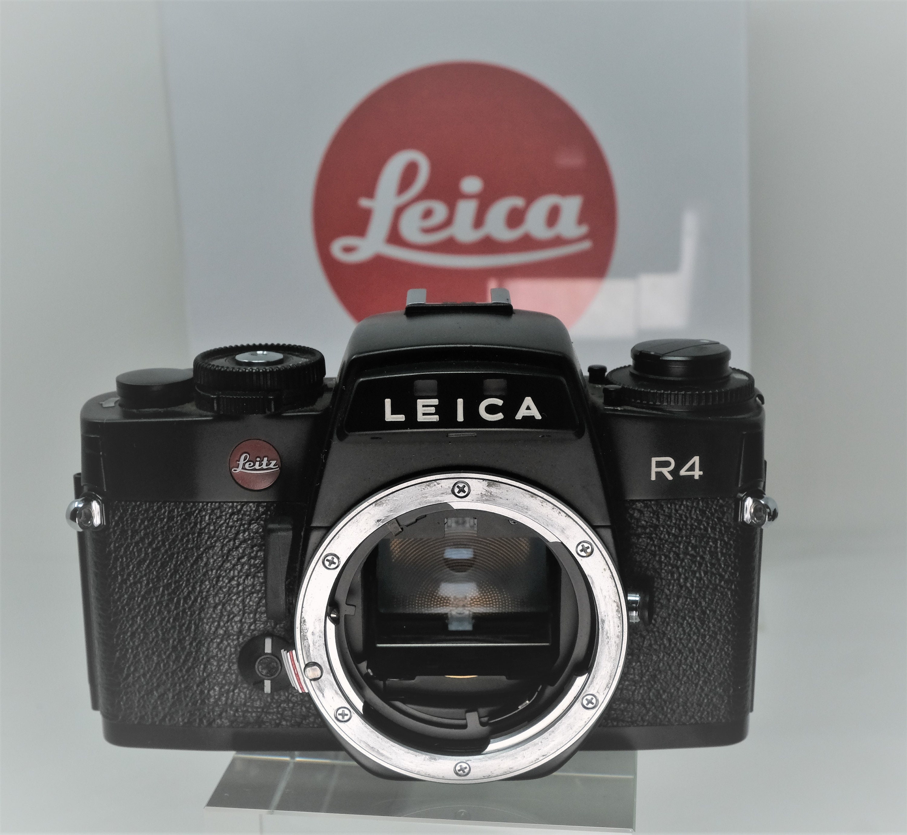 LEICA R4 SLR 35mm Film Camera Excellent Condition - Etsy Canada