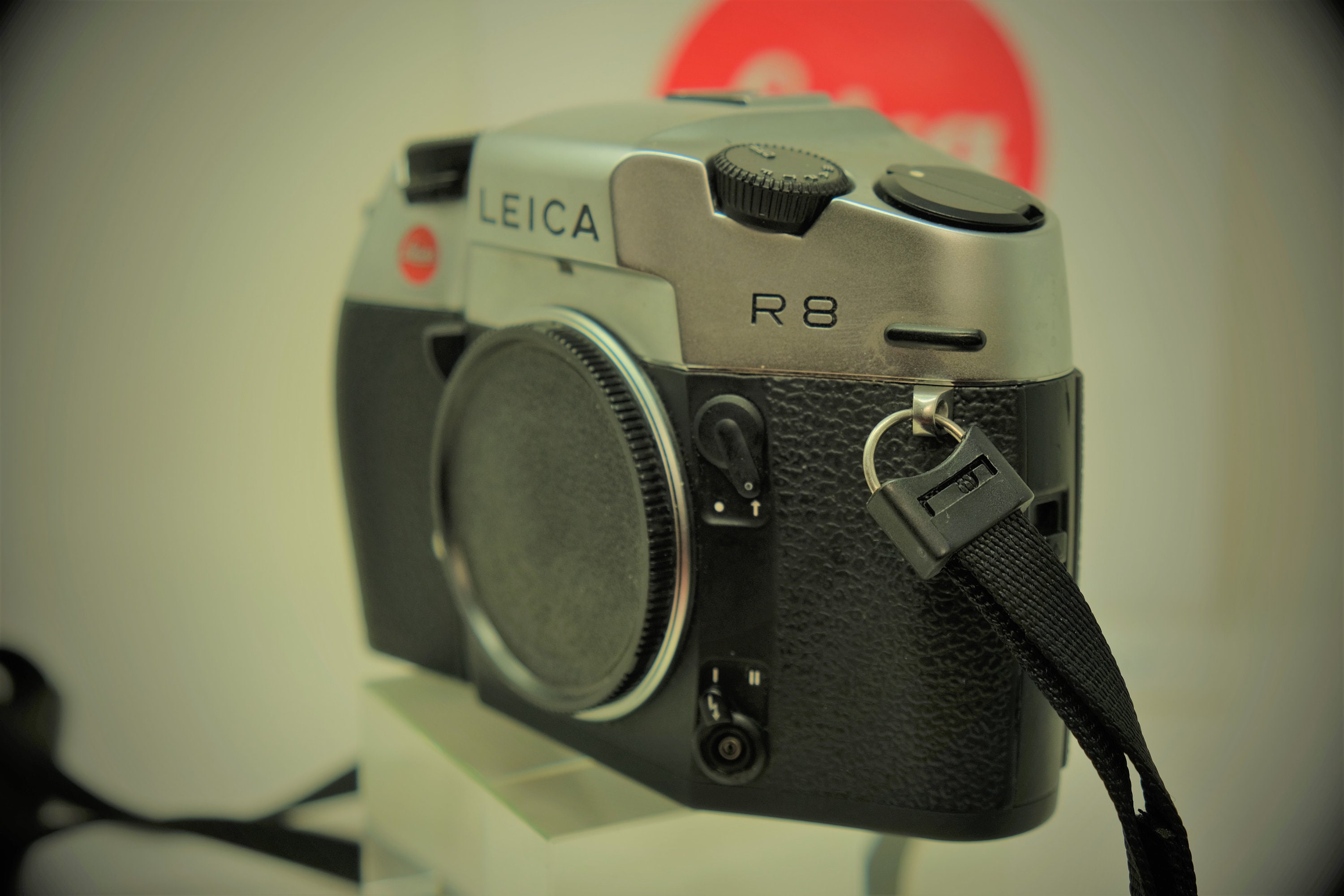 Leica R8 35mm SLR Film Camera Body - Etsy