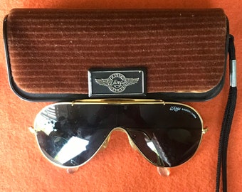 Vintage Ray-Ban Bausch & Lomb wings gold rim