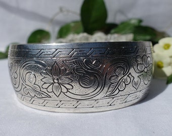 Silver Indian Ornate Ivy Flowers Adjustable Cuff