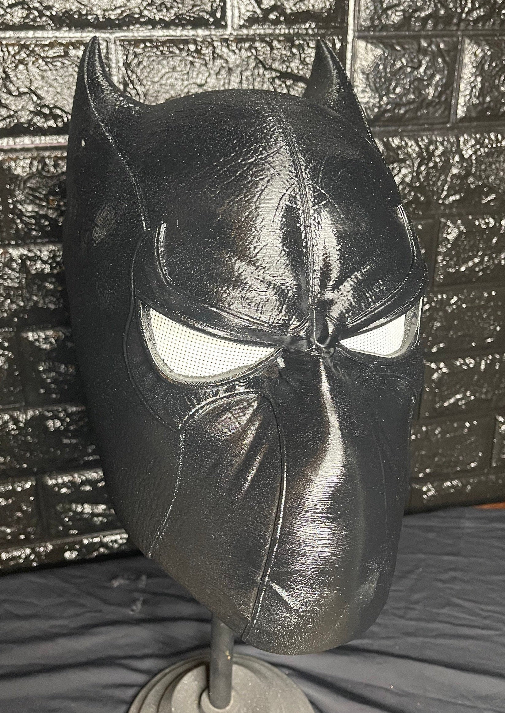 Ultimate Guide to Batman: Arkham Knight Suit Recreation, image size:1647x2325