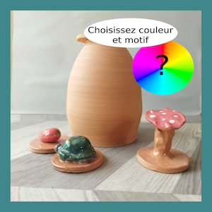 Oya para rega econômica do jardim. Cerâmica original feita à mão. Difusor de água para plantas. Tampa decorada e personalizável.