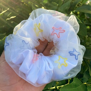 Pastel star scrunchy