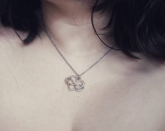 Polyamory chain infinity love heart necklace ,HotWife Cuckold cuckquean LGBT LGBTQ necklace, swinger Lifestyle jewelry, sexy wife necklace