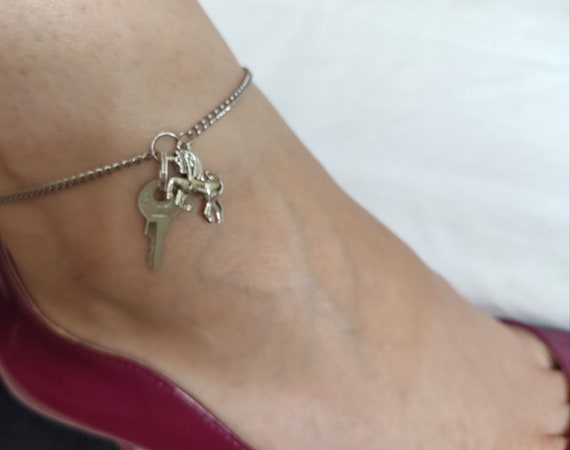 cuckold chastity anklet key Porn Photos Hd