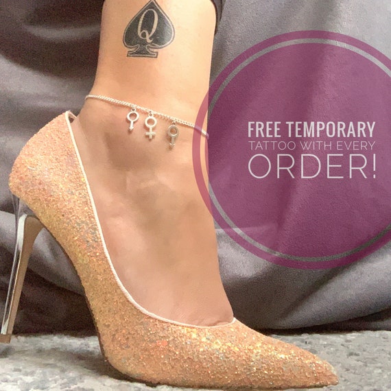 Cavigliera Queen Of Spades – Gioiello Lifestyle Hotwife Cuckold – Metallo Gunmetal – Fatto A Mano USA