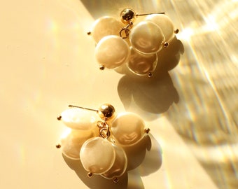 AVA | Clip-on Earrings, Modern Earring, Simple Earring, Gold Earrings, Minimal Earrings, Geometric Drop Earrings, Luxury Earrings, peonary