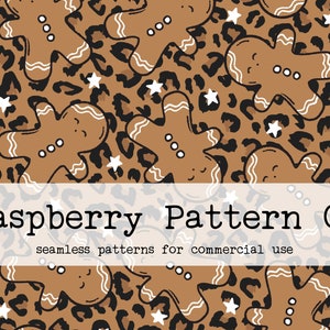 Könnte beinhalten: Ein nahtloses Muster mit Lebkuchenmännern und einem Leopardenmuster-Hintergrund mit weißen Sternen. Das Muster ist braun, schwarz und weiß. Der Text "Raspberry Pattern Co. seamless patterns for commercial use" befindet sich am unteren Rand des Bildes.