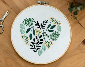 Botanical Heart Embroidery Pattern | Hand Embroidery Pattern | Botanical Embroidery | Beginner Embroidery Pattern | Sugarbird Embroidery
