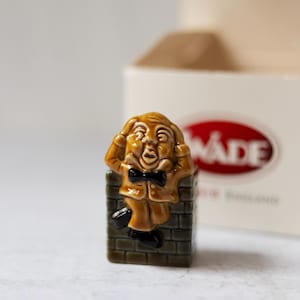 Wade Figurine Humpty Dumpty Nursery Favourites Made in England Blow Up in box