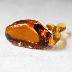 Viking yellow amber glass whale figurine 4 vintage image 5