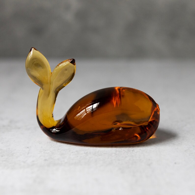 Viking yellow amber glass whale figurine 4 vintage image 1