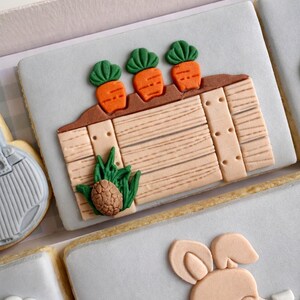 Easytone - Carrot Patch Mini Stamp And Matching Rectangle Cutter
