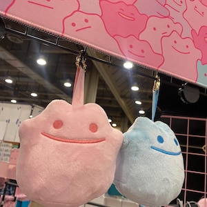 Ditto Booty Plushie Keychain (magnetic hands) image 3