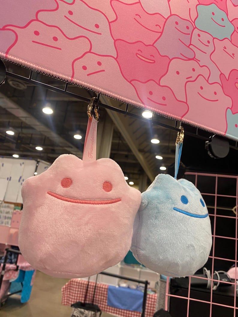 Ditto Booty Plushie Keychain (magnetic hands) image 3