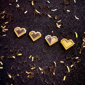 Pixel Heart enamel pins