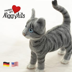 Young cat (almost no sewing) - crochet pattern