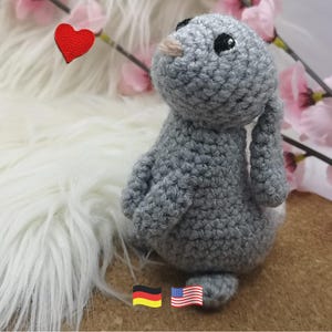 Sitting hare - crochet pattern