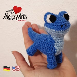 Blue lizard - Crochet pattern