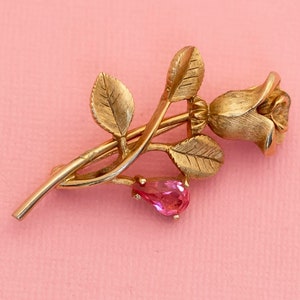 Vintage Art Nouveau Golden Rose Pink Gem Brooch | H28