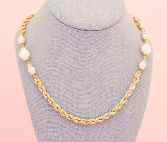 Vintage Gold Tone Chain White Beads Necklace | 23… - image 2