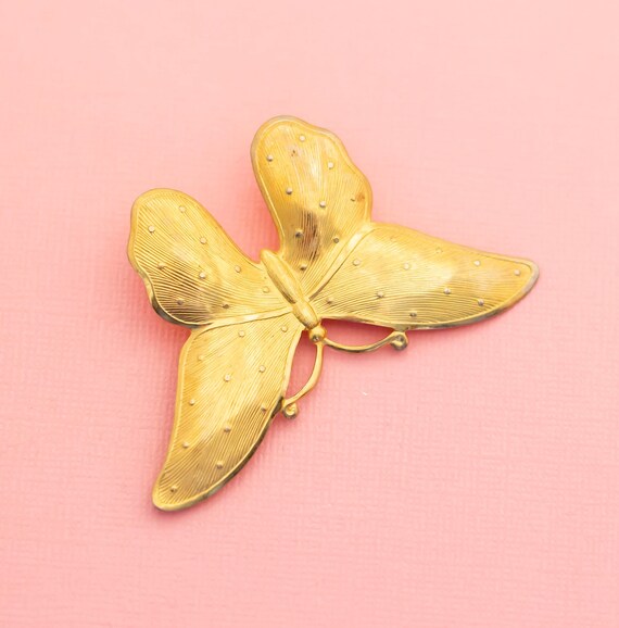 Vintage Golden Butterfly Brooch | H25