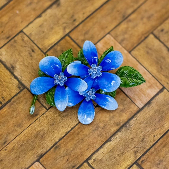 Vintage Blue Star Flowers Unique Intricate Brooch 