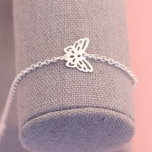 Élégant bracelet papillon Silver Tone| 9 pouces| Avon| H20