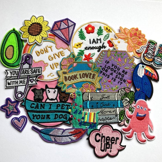 Round Popular Patches 6 DIFFERENT DESIGNS Embroidered Sew on / Iron on  Craft Coffee Fun Patch Badge Applique Jeans Bags Clothes Transfer 