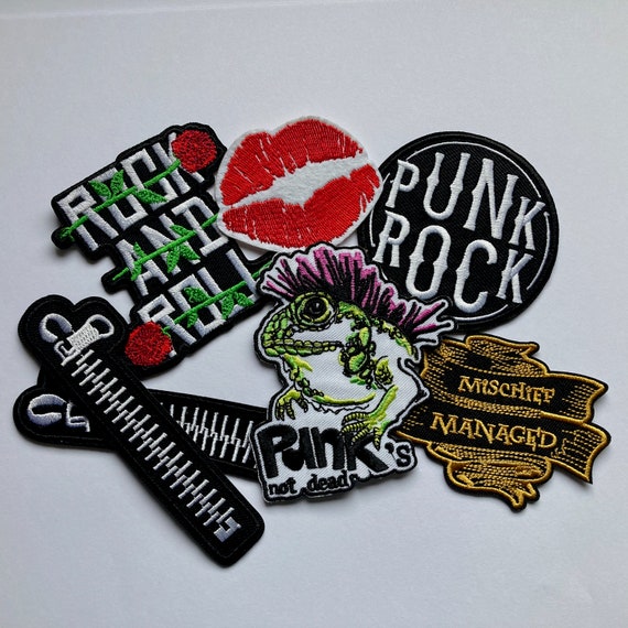 ROCK n ROLL METAL ROCK BANDS Embroidered Iron-On Patch All Time Low