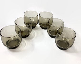 Antike Whisky und Bourbon Trinkgläser | 1970er Jahre mid century modern rauchgraues Glas Vintage Glasgeschirr Set