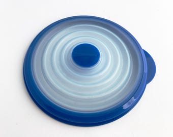 Coperchio Tupperware vintage anni '80 - Tappo protettivo blu e bianco grigiastro - Prodotto in Germania - Lavabile - Contenitore da cucina retrò