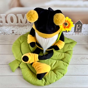 Bee Gnome, Bumblebee Gnome With Sunflower, Yellow Gnome, Spring Summer ...