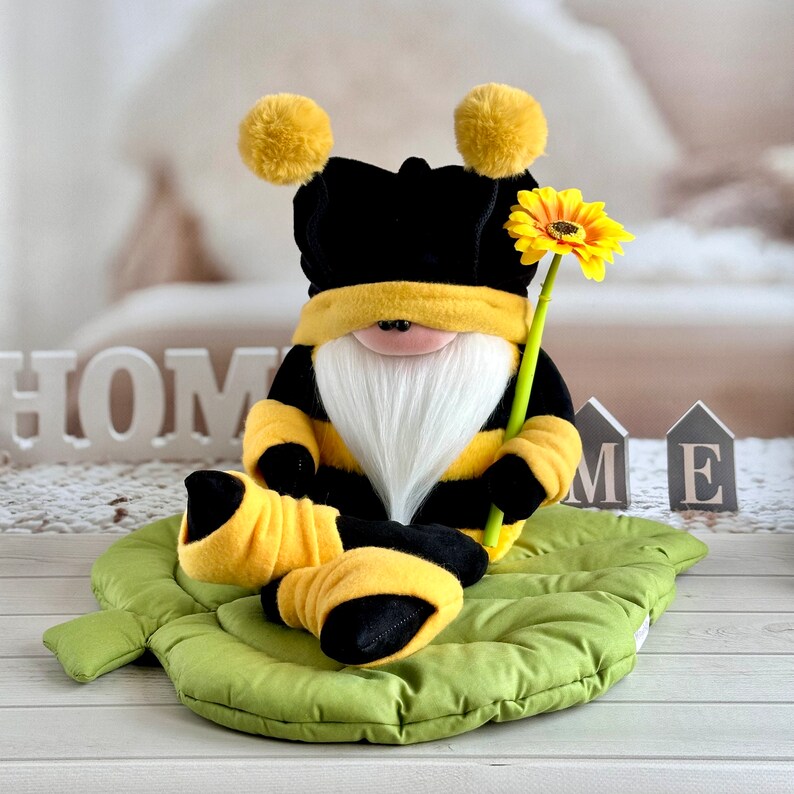Bee Gnome, Bumblebee Gnome With Sunflower, Yellow Gnome, Spring Summer ...