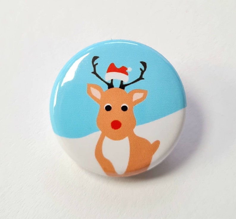 1 pcs. lapel button with bow needle, mini, Ø 25 mm, Rudolf as gift, souvenir, small gift for children during the Christmas season image 1