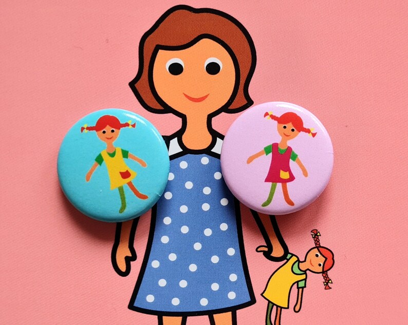 2er-Set Button 'Püppchen', Mini, Ø 25mm, rosa und blau. Mitbringsel, Mitgebsel, Giveaway Kindergeburtstag Bild 5