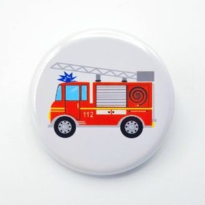 Button 'Feuerwehr', Ansteckbutton, Ø 32mm. Als Mitbringsel, Mitgebsel, Kleinigkeit für Kinder Bild 1