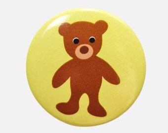 1 pc. badge 'Bear', Ø 38 mm. A cute little something for children.