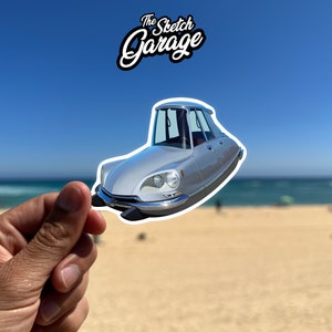 Futuristische Citroen Ds aangepaste cartoon Kiss-Cut sticker / sticker ideaal voor waterfles, laptop, telefoonhoes, helm, raamsticker