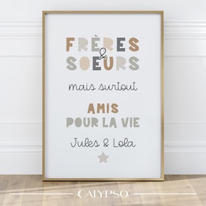 Personalisiertes Poster für Brüder und Schwestern, Freunde fürs Leben, Wanddekoration in Beige, Kamel und Khaki für Kinder, Familienposter