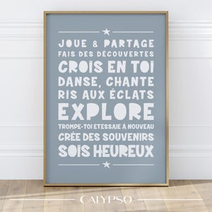 Frases amables en francés para niños, cartel azul y blanco para sala de juegos o dormitorio