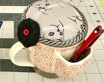 Pin Cushion in Pocket Tea Mug