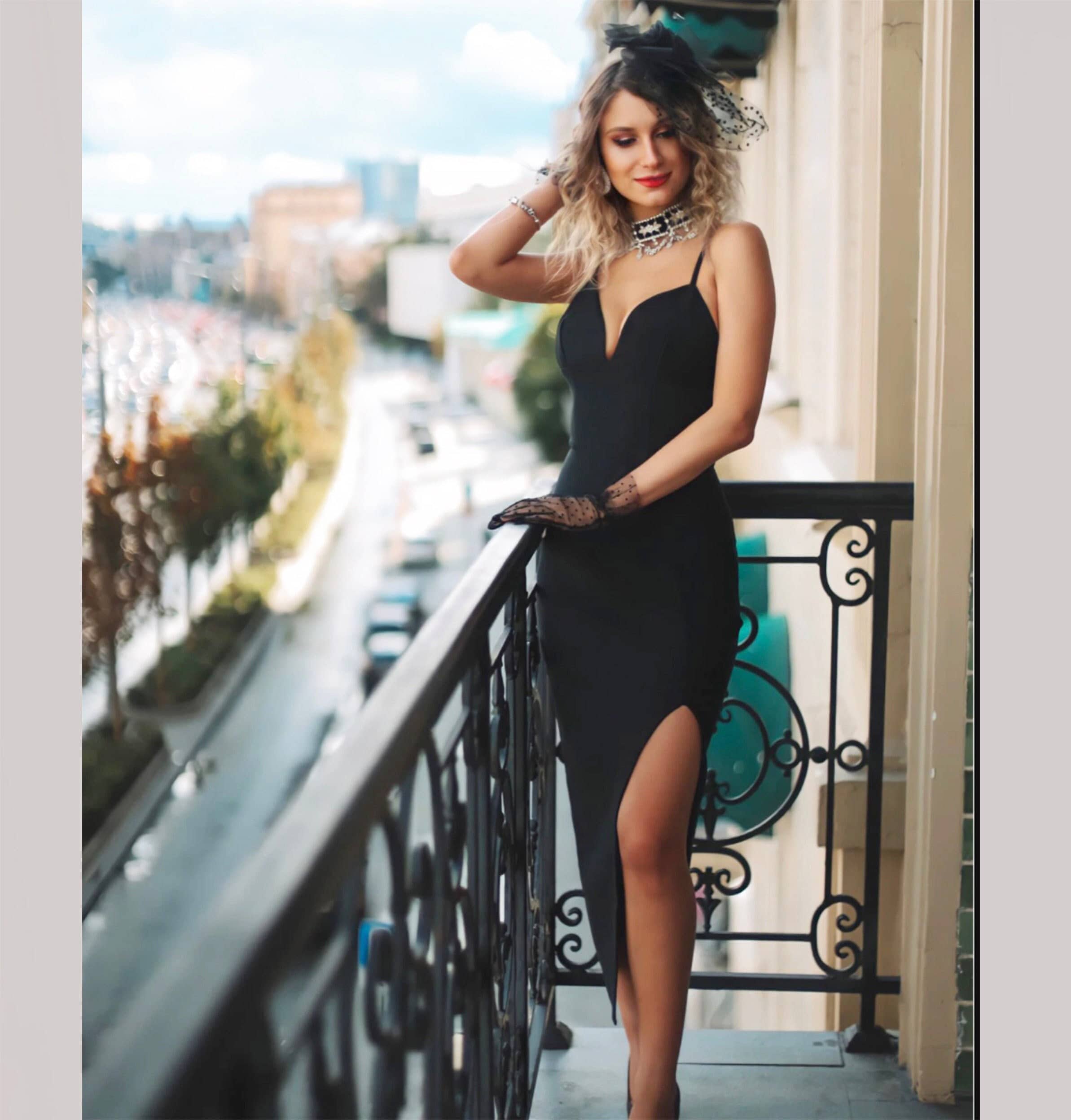 RUNWAY Inspired Dress Bodycon V 
