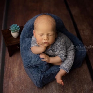 Mini sofa + 3 posing pillows  posing seat newborn photo props photo shoot chair mini couch