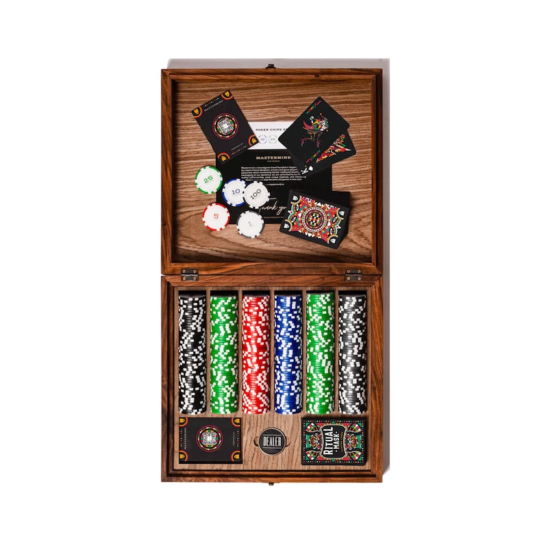Personalized Professional Poker Chip Set 300 Pieces Texas Holdem Chips
