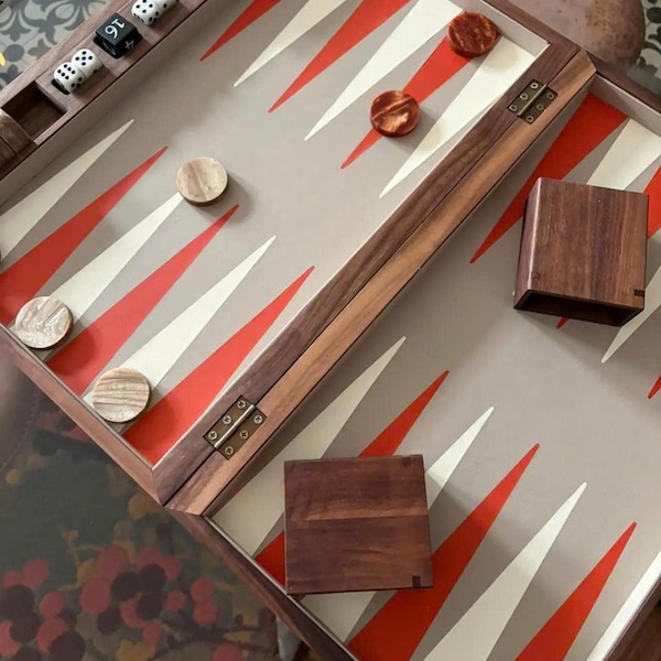 19" Large Wooden Backgammon Game Set – Walnut/Beech Board, Vegan Leather Interior, Resin Checkers – Premium Gift, Sophisticated Gift for Him