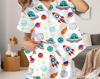 Ensemble de pyjama Alien Space, pyjama mignon à imprimé fusée OVNI, vêtements de nuit planète galaxie, ensemble de pyjama de salon pour femme dessin animé spatial