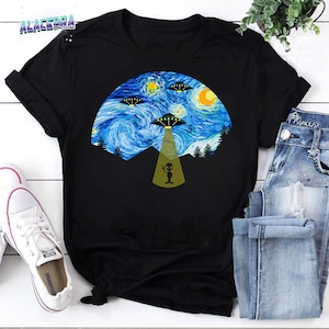 Starry Night UFO Alien Vintage T-Shirt, UFO Starry Night Shirt, Alien Van Gogh Shirt, Funny Alien Starry Night Shirt