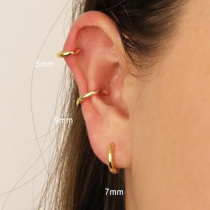Orecchino a cerchio per conchiglia in oro 18G • Orecchino per cartilagine in argento sterling