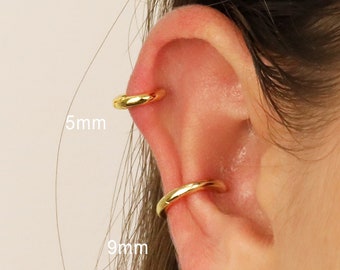 18G Thick Gold Conch Hoop • cartilage hoop earring • tragus earrings • helix hoops • cartilage earrings • small hoop earrings • tiny hoop